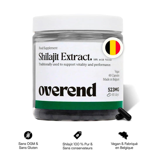 Pot de Shilajit Overend 523 mg, complément alimentaire vegan, fabriqué en Belgique. Étiquette visible avec mentions “Food Supplement” et “50% acid fulvic”.